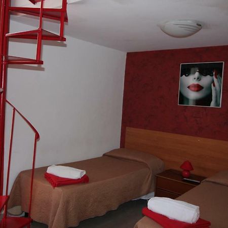 Guesthouse Paradisio 로마 외부 사진