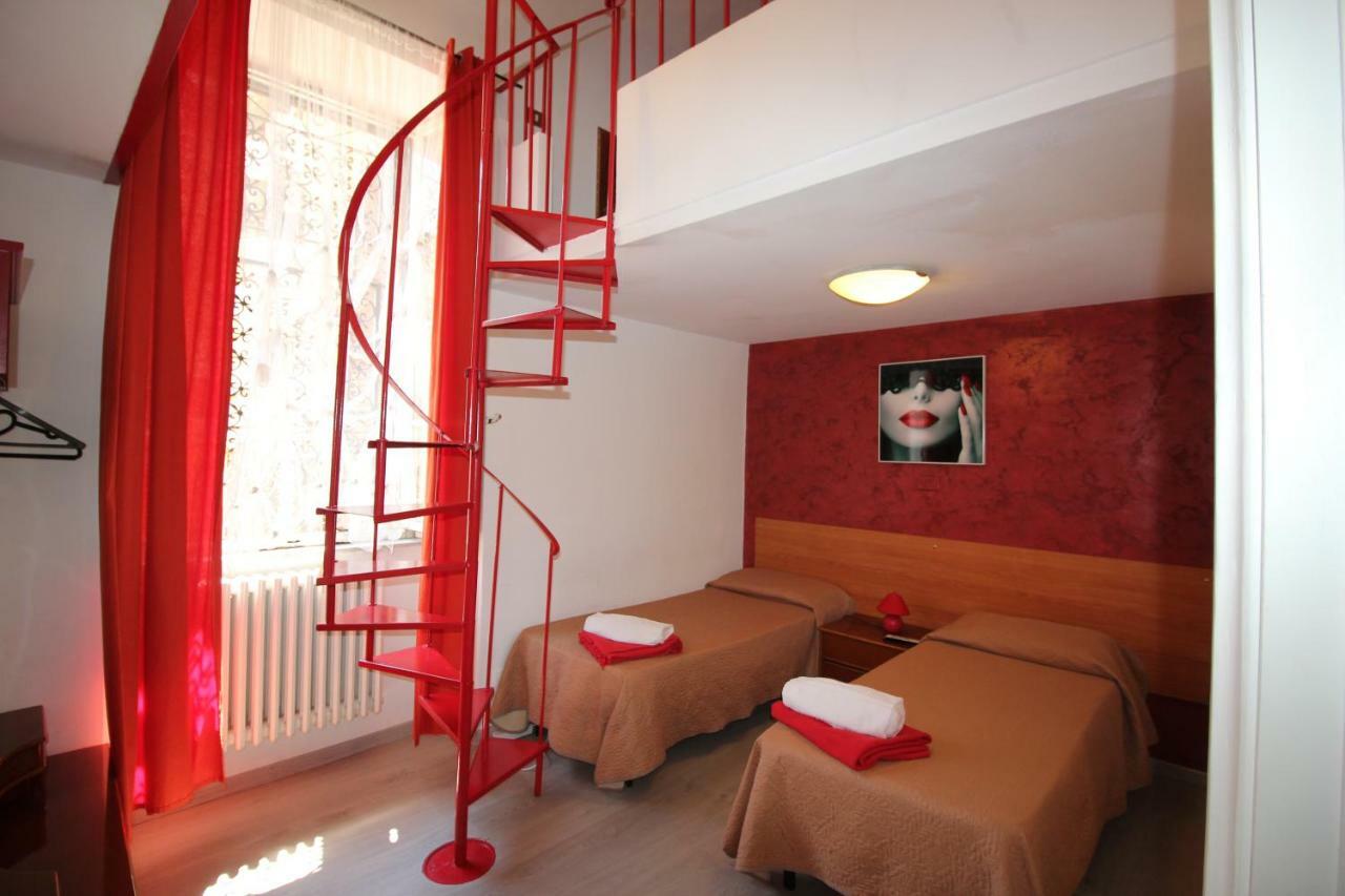 Guesthouse Paradisio 로마 외부 사진
