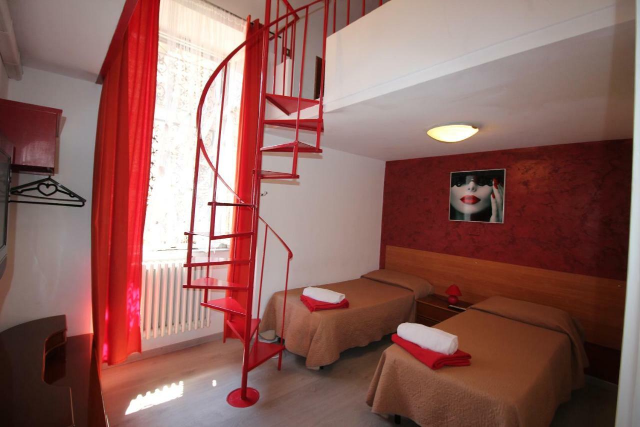 Guesthouse Paradisio 로마 외부 사진
